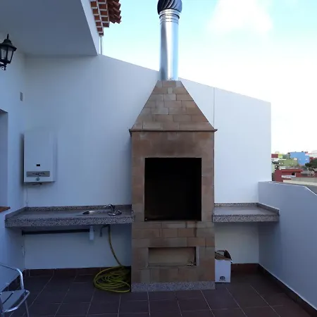 Con Terraza Privada Y Barbacoa 아파트